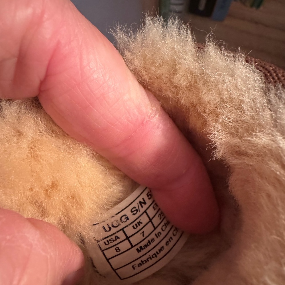 UGG Tan Kids Boots - Picture 5 of 5